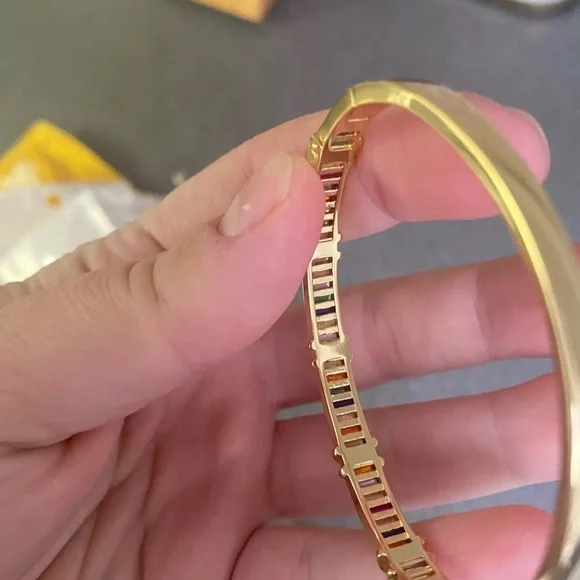 Multi colored bracelet - Picture 13 of 16